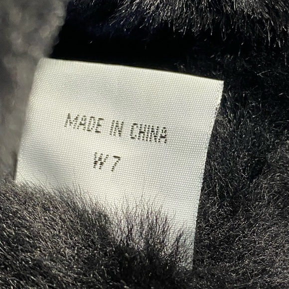 Authentic Shearling Boots - Picture 10 of 11